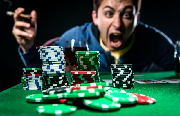 Poker Face Là Gì? Mẹo Chơi Poker Face Hiệu Quả Nhất