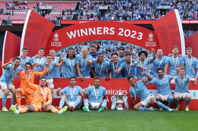 Man City đã giành bao nhiêu danh hiệu trong lịch sử CLB?