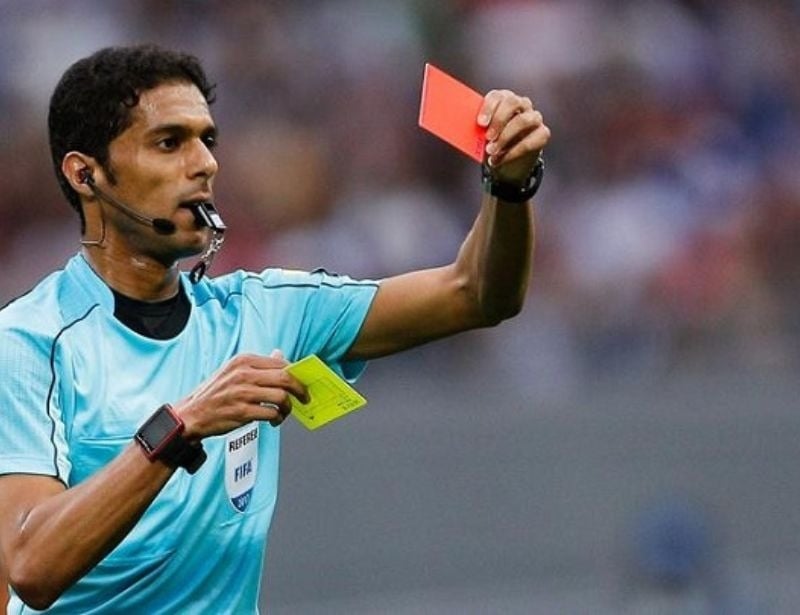 Thẻ vàng, thẻ đỏ trong bóng đá là gì? Ý nghĩa và cách tính | Sport9 Việt Nam