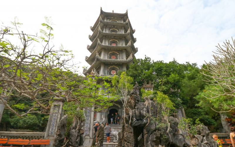 Tháp Xá Lợi tại Ngũ Hành Sơn